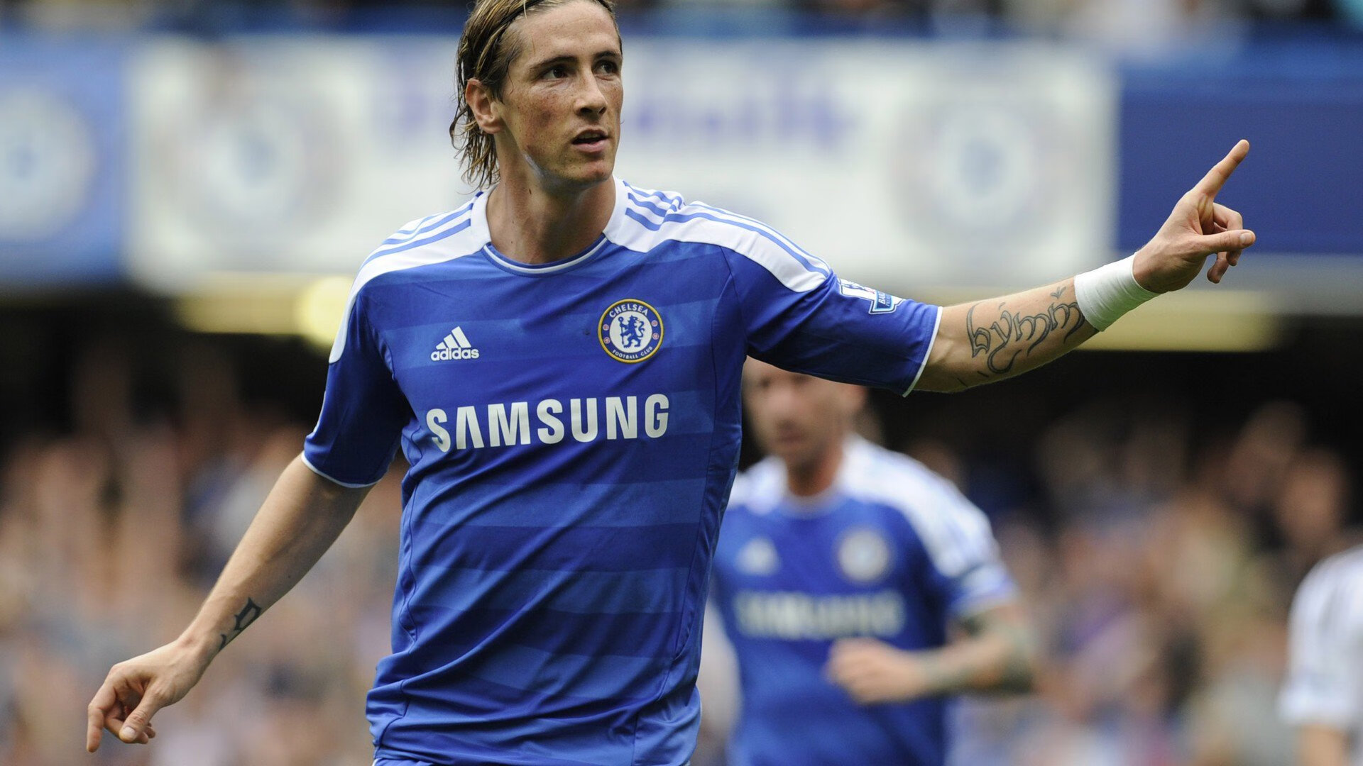 KAIYUNAPP-“武汉马拉松：谁能在这条赛道上破浪前行？”